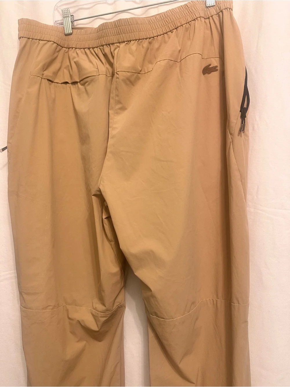 Lacoste Men's Light Brown Hybrid Shorts with Zip Pockets /38/